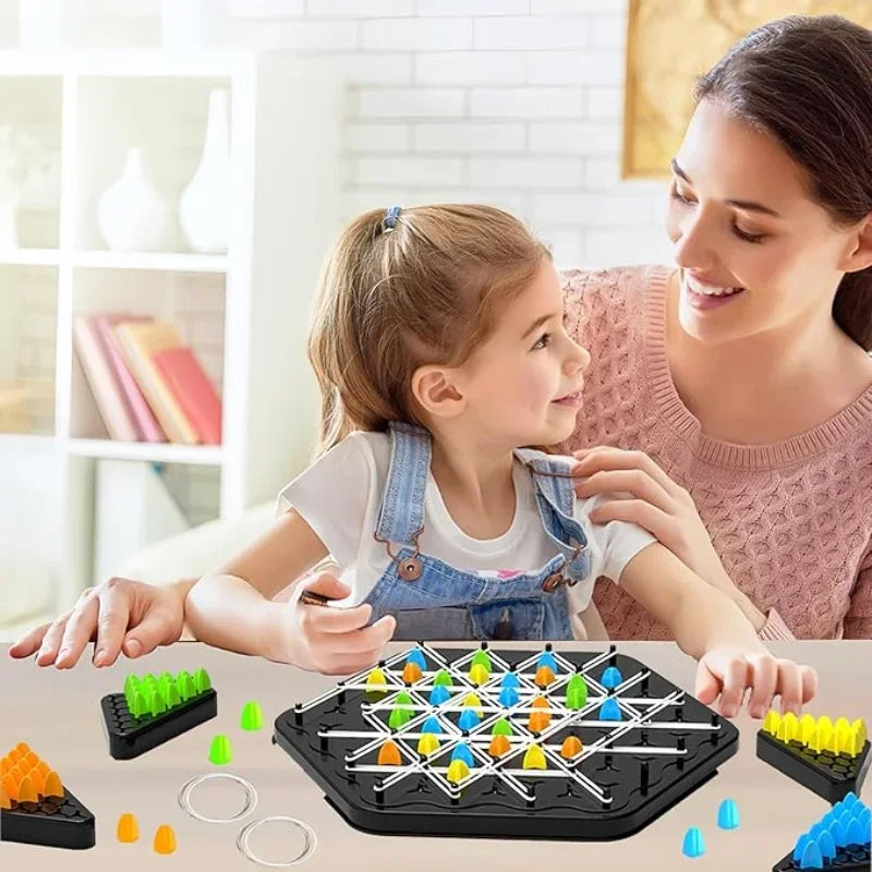 Nouveau jeu d'échecs géométrique en chaîne, puzzle d'échecs triangulaire, jeu de bureau avec élastique, exercice d'interaction familiale, jouet de réflexion, cadeau