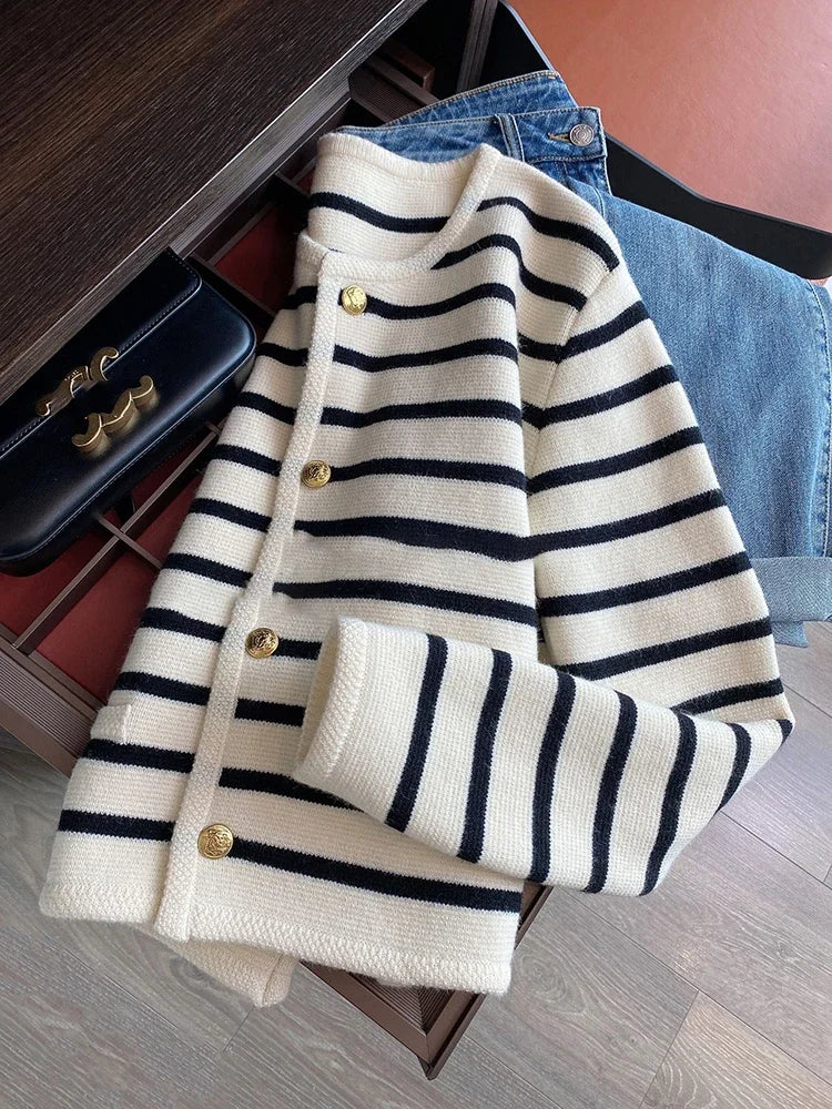 AOSSVIAO – Cardigan tricoté à rayures et col rond pour femme, pull à manches longues, décontracté, court, Style coréen, nouvelle collection printemps-automne 2025