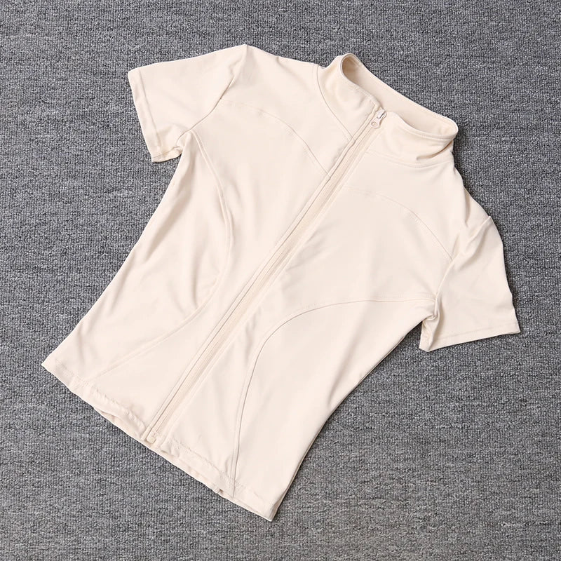 T-shirts de yoga à col montant et fermeture éclair intégrale, manches courtes