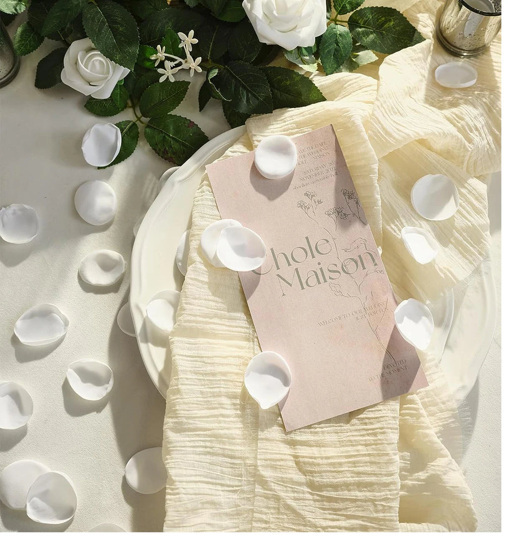 100 pétales de rose en satin de soie blanche, fleurs artificielles faites main, décoration pour la Saint-Valentin, un anniversaire ou un mariage. Accessoires