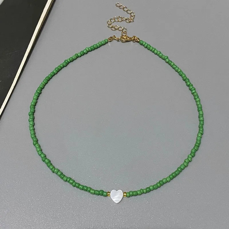 Collier ras du cou en forme de coquillage naturel pour fille, nouveau, mode printemps-été, petites perles de verre colorées, cadeau pour ami, nouvelle collection