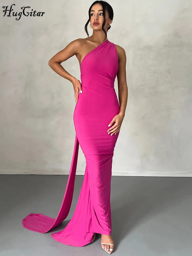 Robe maxi sexy Hugcitar asymétrique dos nu à bretelles, avec boucle d'écharpe ajustable et fronces. Tenue élégante style streetwear Y2K pour festival