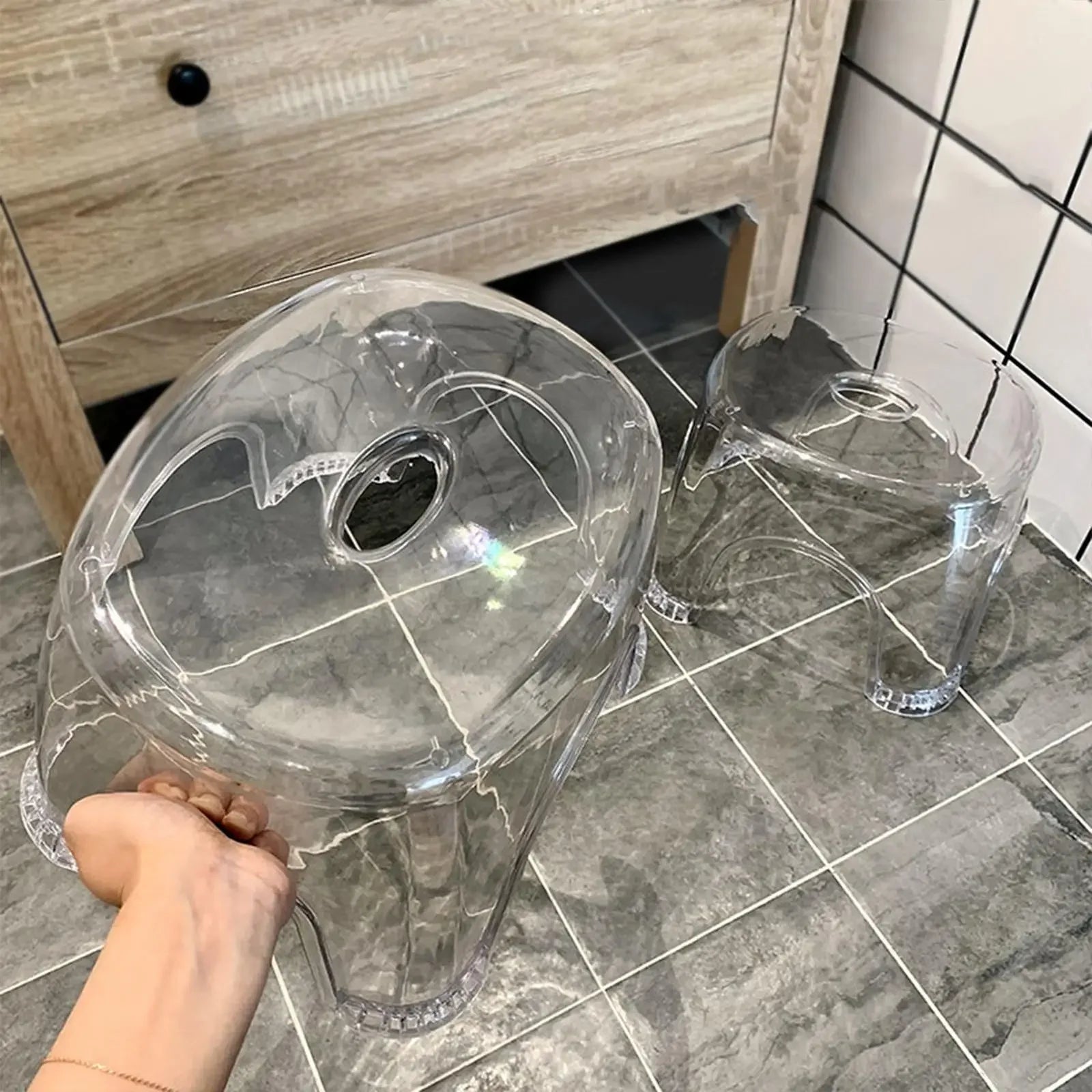 Tabouret de douche antidérapant en acrylique transparent, petit tabouret bas pour enfants, salon, salle de bain, mobilier moderne et épuré