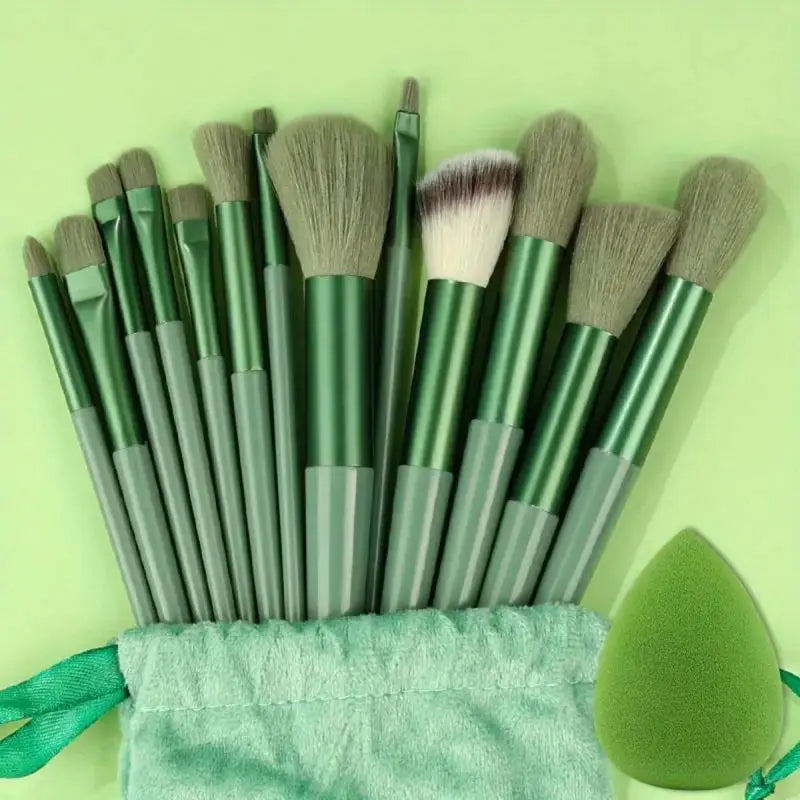Ensemble de pinceaux de maquillage professionnels, doux et moelleux, pour fond de teint, poudre, fard à paupières, mélange Kabuki, outil de beauté