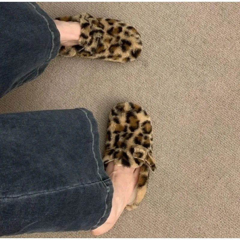 Sabots Boston en fourrure pour femmes, tendance hiver, semelle intérieure en liège, pantoufles chaudes et moelleuses avec soutien de la voûte plantaire, mules confortables en daim duveteux pour la maison