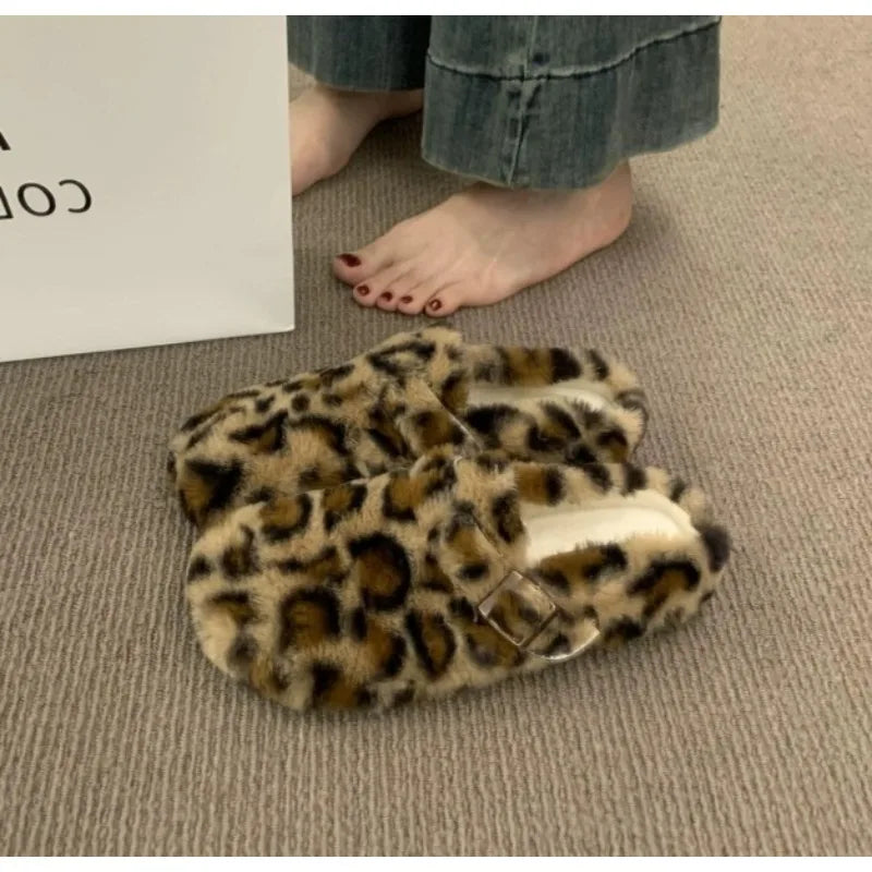 Sabots Boston en fourrure pour femmes, tendance hiver, semelle intérieure en liège, pantoufles chaudes et moelleuses avec soutien de la voûte plantaire, mules confortables en daim duveteux pour la maison