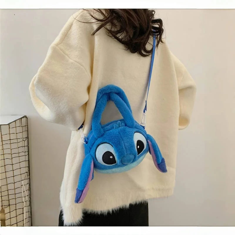 Disney Stitch Sac à bandoulière en peluche douce Style coréen mignon Sangle réglable Kawaii Anime Sac à bandoulière Taille moyenne Cadeau pour femme