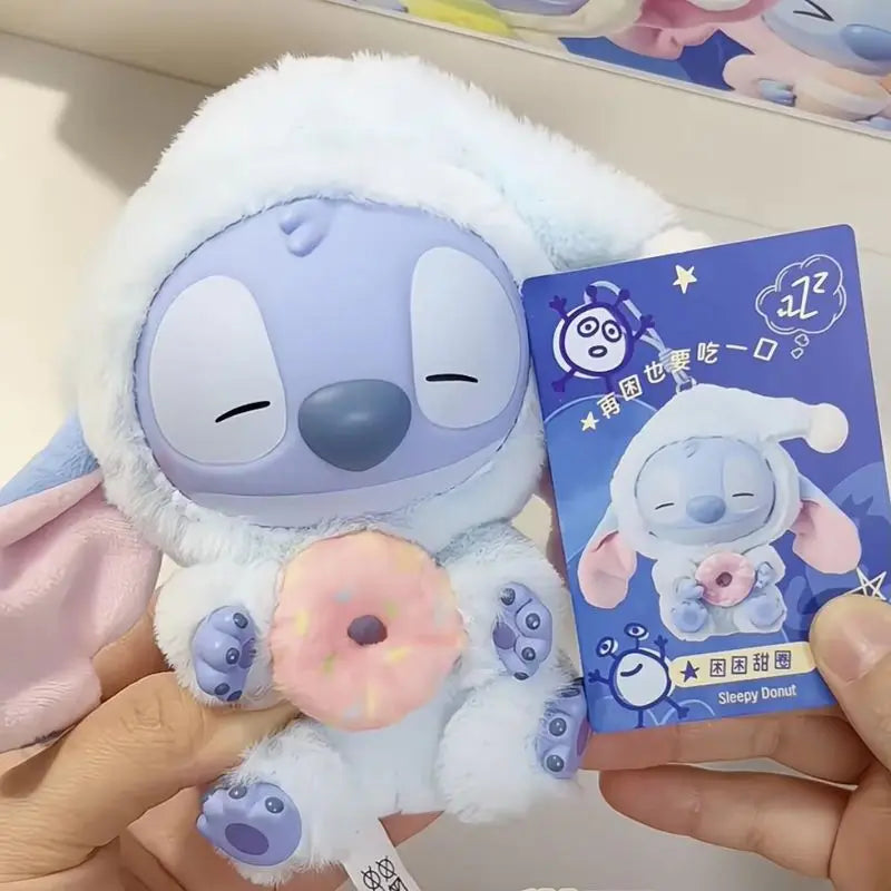 Véritable Disney Lilo Stitch manger quelque chose avant de dormir boîte aveugle à la mode vinyle peluche poupée sac à dos pendentif recueillir des cadeaux Surprise