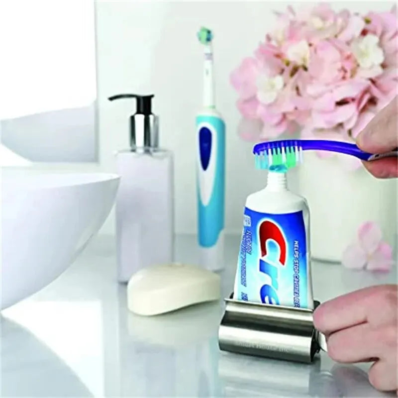 1 rouleau essoreur rotatif en acier inoxydable pour pommades, cosmétiques, accessoires de salle de bain, presse-tube de dentifrice