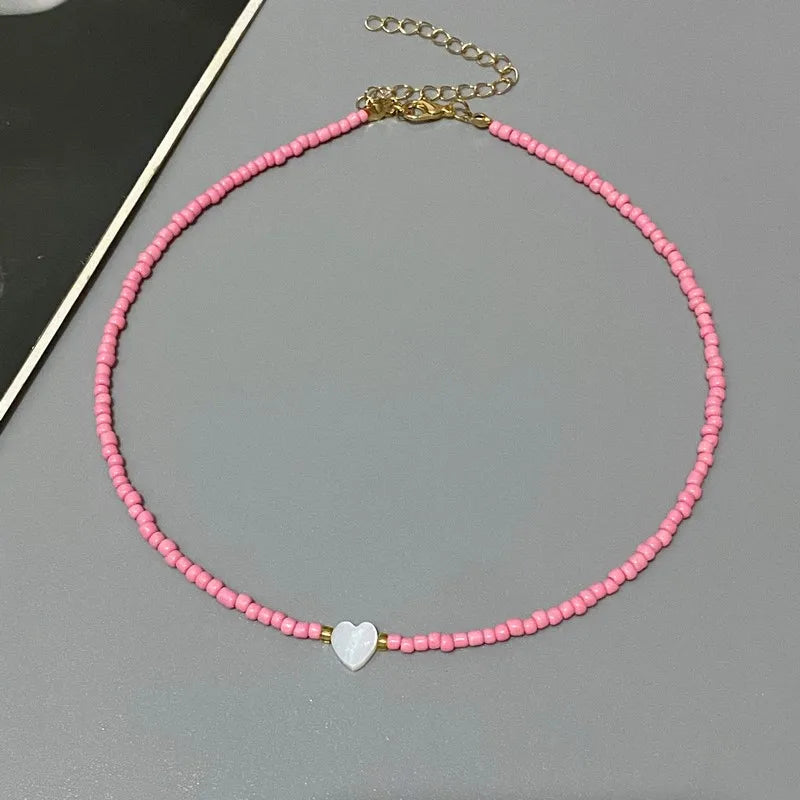 Collier ras du cou en forme de coquillage naturel pour fille, nouveau, mode printemps-été, petites perles de verre colorées, cadeau pour ami, nouvelle collection