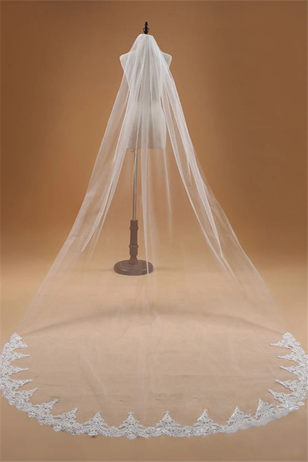 Voile de mariée 3M une couche bordée de dentelle blanc ivoire style cathédrale, long voile de mariée, accessoires de mariage pas chers
