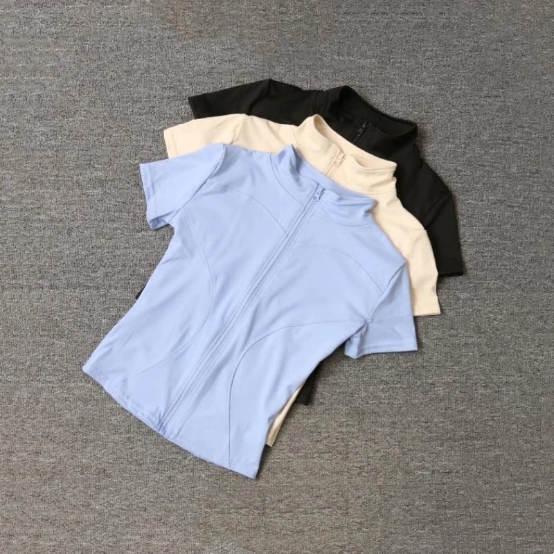 T-shirts de yoga à col montant et fermeture éclair intégrale, manches courtes