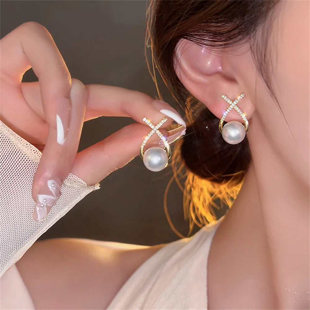 Boucles d'oreilles coréennes en cristal brillant avec strass et perles pour femmes et filles, bijoux faits à la main, Micro pavé de fleurs et de cœur