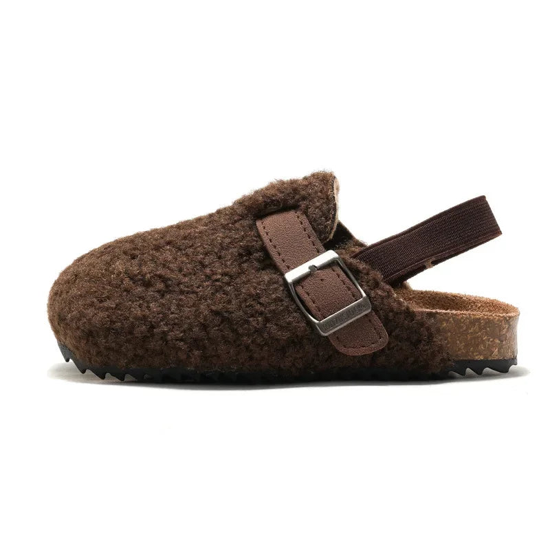 Pantoufles d'hiver tendance pour enfants, en liège, en daim et laine peluche, chaudes et confortables pour l'extérieur et les garçons. Chaussures d'intérieur simples et décontractées pour enfants