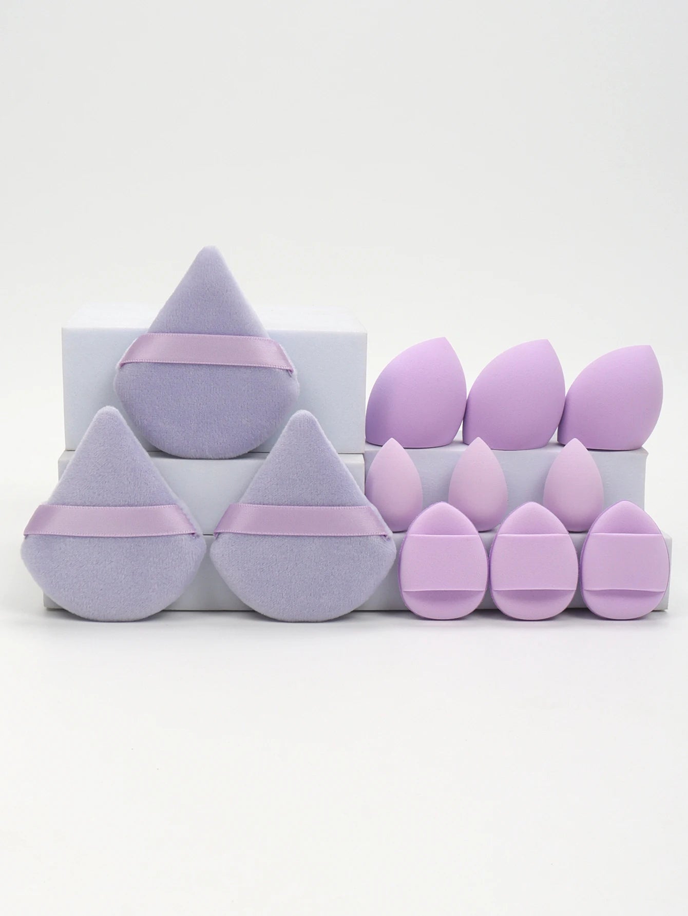 Ensemble d'éponges de maquillage tout usage de 12 pièces, composé de 3 houppettes de poudre libre, 3 mini houppettes à coussin d'air, 3 œufs de beauté et 3 mini beauté