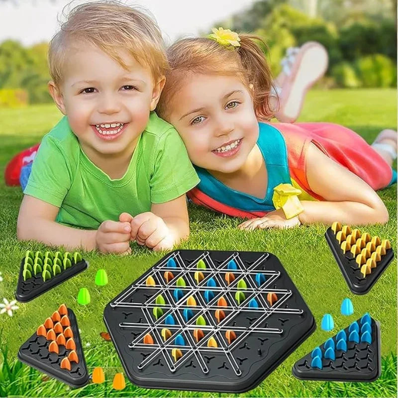 Nouveau jeu d'échecs géométrique en chaîne, puzzle d'échecs triangulaire, jeu de bureau avec élastique, exercice d'interaction familiale, jouet de réflexion, cadeau