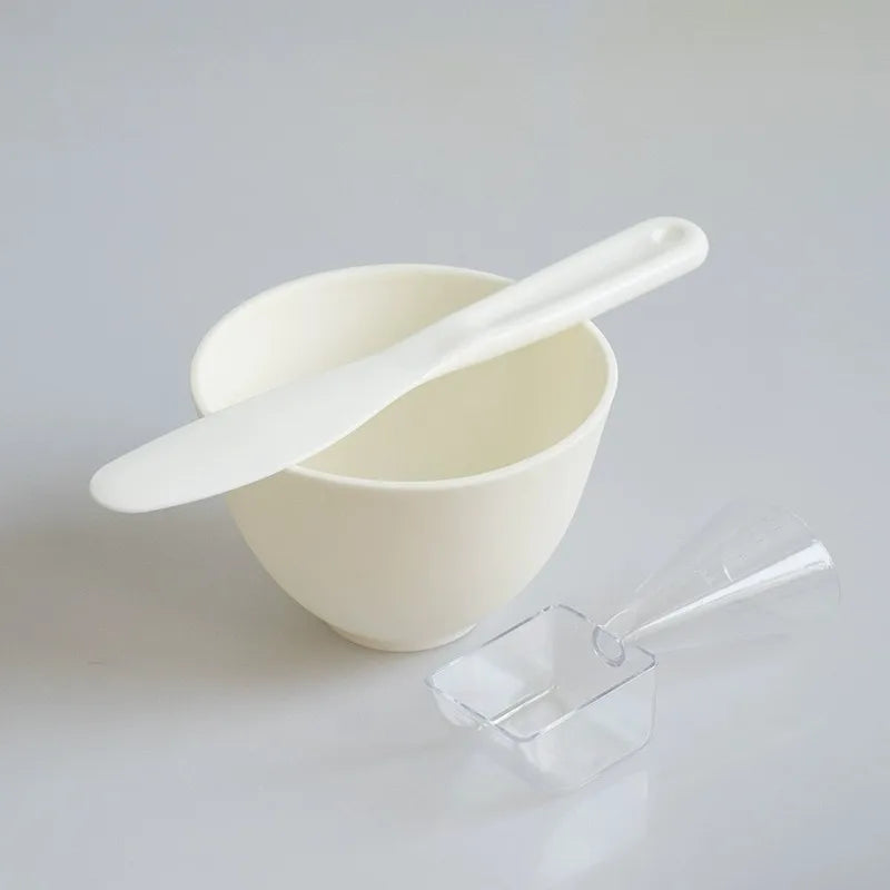 Ensemble de bols à mélanger masques faciaux, kit d'outils de soins du visage, masque en silicone, brosse, applicateur visage, mesure à spatule, cuillère de produits de beauté