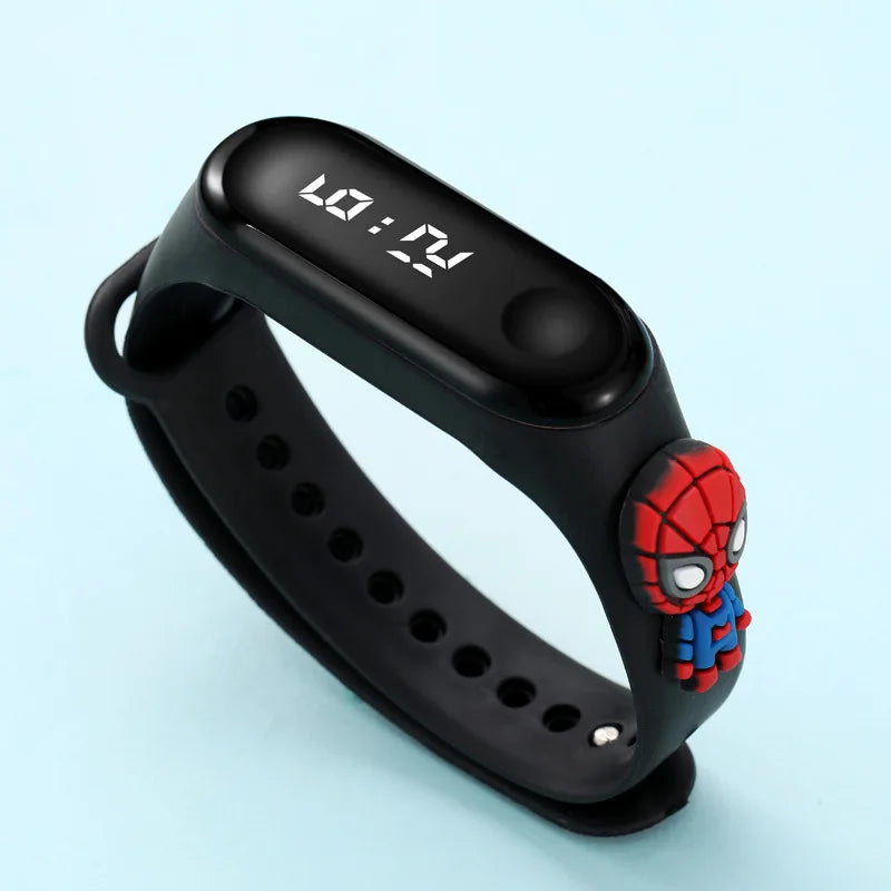 Montre électronique Avengers (Spiderman, Ironman, Captain America), étanche, avec LED, idéale comme cadeau pour enfants