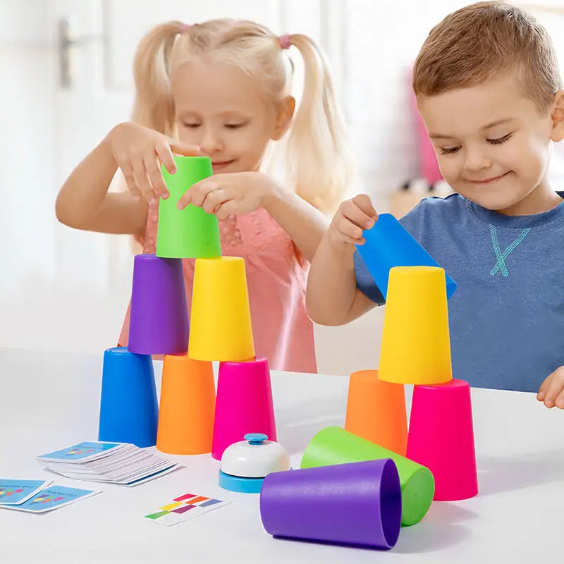 Jeu de rapidité à empiler les gobelets avec cartes, couleurs et logique, jouet Montessori pour l'éveil des enfants et l'interaction parent-enfant