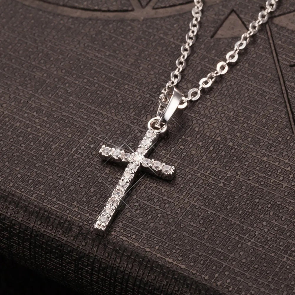 Pendentif croix incrustation de strass, colliers réglables pour femmes, couleur unie, pendentif d'été, bijoux pour femmes