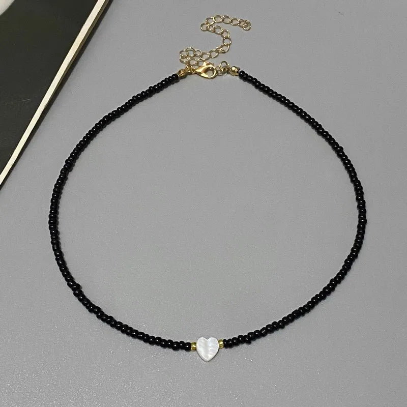 Collier ras du cou en forme de coquillage naturel pour fille, nouveau, mode printemps-été, petites perles de verre colorées, cadeau pour ami, nouvelle collection