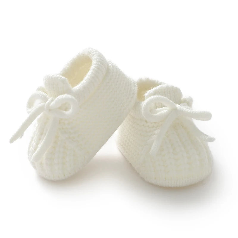 Chaussures pour nouveau-né, bottines tricotées pour bébés garçons et filles, premiers chaussons tendance, couleur unie, pour tout-petits et enfants de 0 à 18 mois, vêtements chauds et accessoires