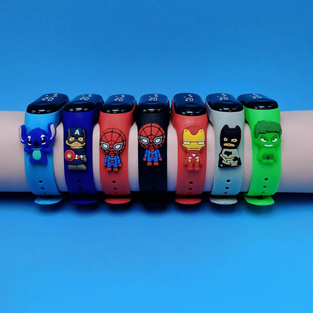 Montre enfant Marvel à motif dessin animé, montre électronique numérique à affichage LED, étanche, cadeau idéal pour les fêtes