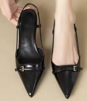 Escarpins Slingback Pointus en Verni Rouge & Noir – Talon Mi-Haut Élégant