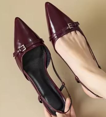 Escarpins Slingback Pointus en Verni Rouge & Noir – Talon Mi-Haut Élégant