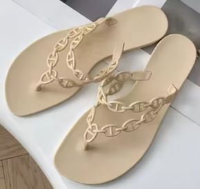 Sandales d’Été Femme Transparentes à Rivets – Style Cristal