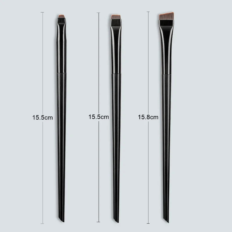 Ensemble de 3 pinceaux à lame pour eyeliner et sourcils Karsyngirl, pinceaux plats et fins portables pour le contour des sourcils et le maquillage.