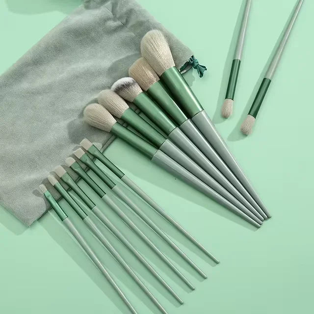 Ensemble de 13 pinceaux de maquillage Purpleflower en forme de feuille de houx, à poils doux, comprenant un pinceau poudre pour le visage, un pinceau illuminateur, un pinceau blush et un pinceau fard à paupières. Un ensemble complet d'outils de beauté.