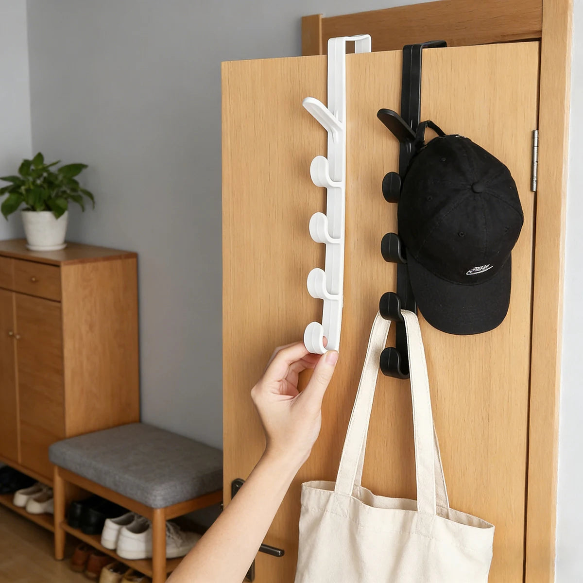 Derrière la porte porte-manteau cintre derrière la porte armoire armoire dortoir porte crochet support de rangement