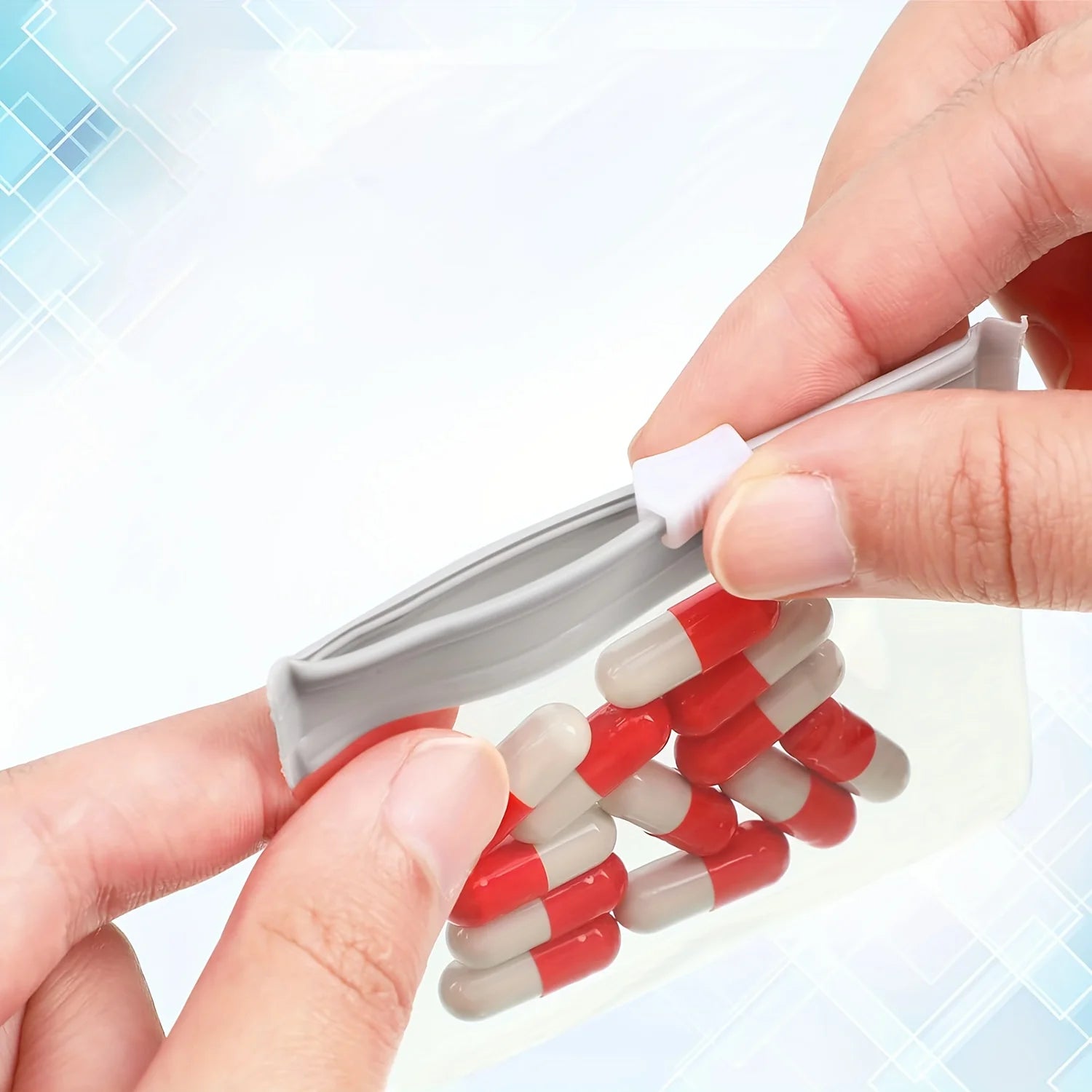 Sacs à pilules 7 pièces, ensemble de pochettes à pilules réutilisables à fermeture éclair, organisateur de médicaments 7 couleurs auto-scellantes, sacs à médicaments translucides Trave