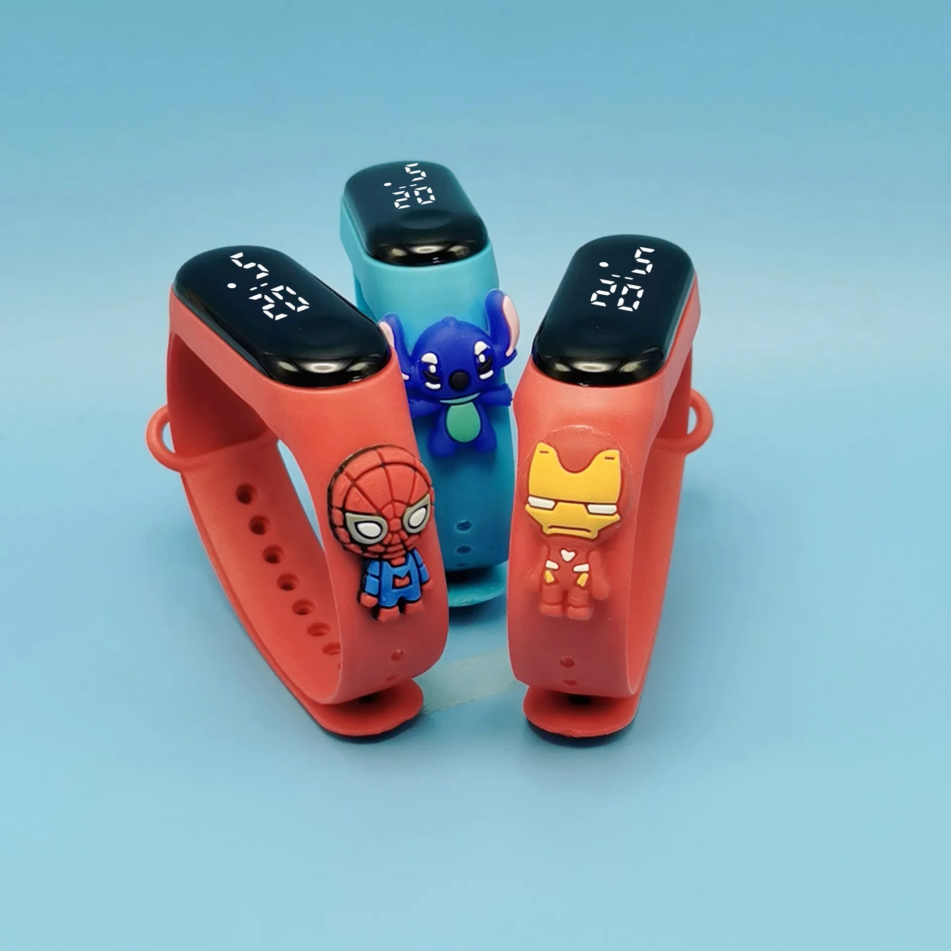 Montre enfant Marvel à motif dessin animé, montre électronique numérique à affichage LED, étanche, cadeau idéal pour les fêtes
