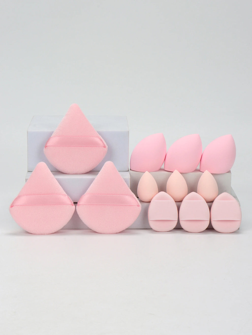 Ensemble d'éponges de maquillage tout usage de 12 pièces, composé de 3 houppettes de poudre libre, 3 mini houppettes à coussin d'air, 3 œufs de beauté et 3 mini beauté