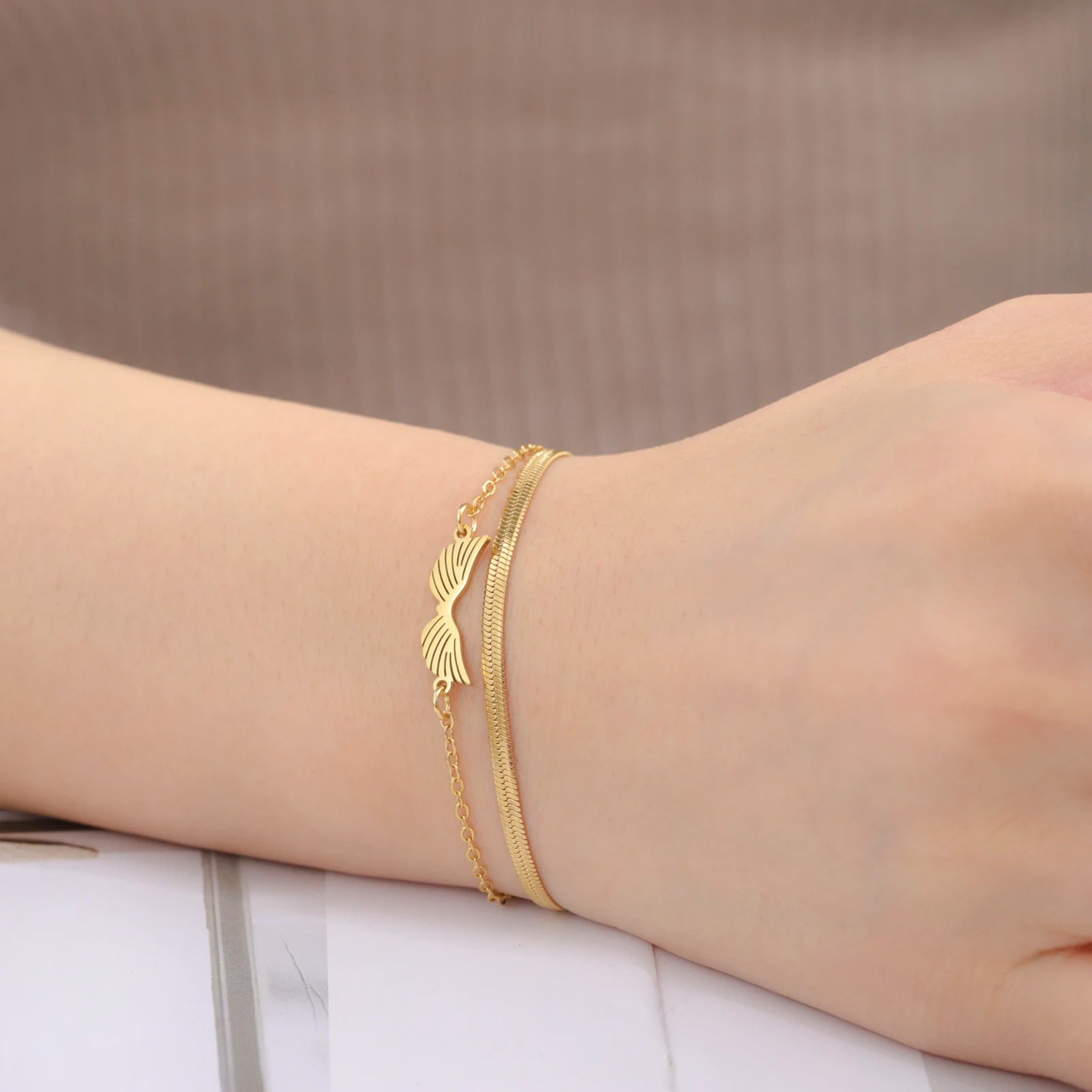 Bracelet pendentif aile d'ange Lucktune pour femme, bracelet à chaîne en acier inoxydable et perles, style Kpop tendance 2025, nouveauté bijou, cadeau de mariage