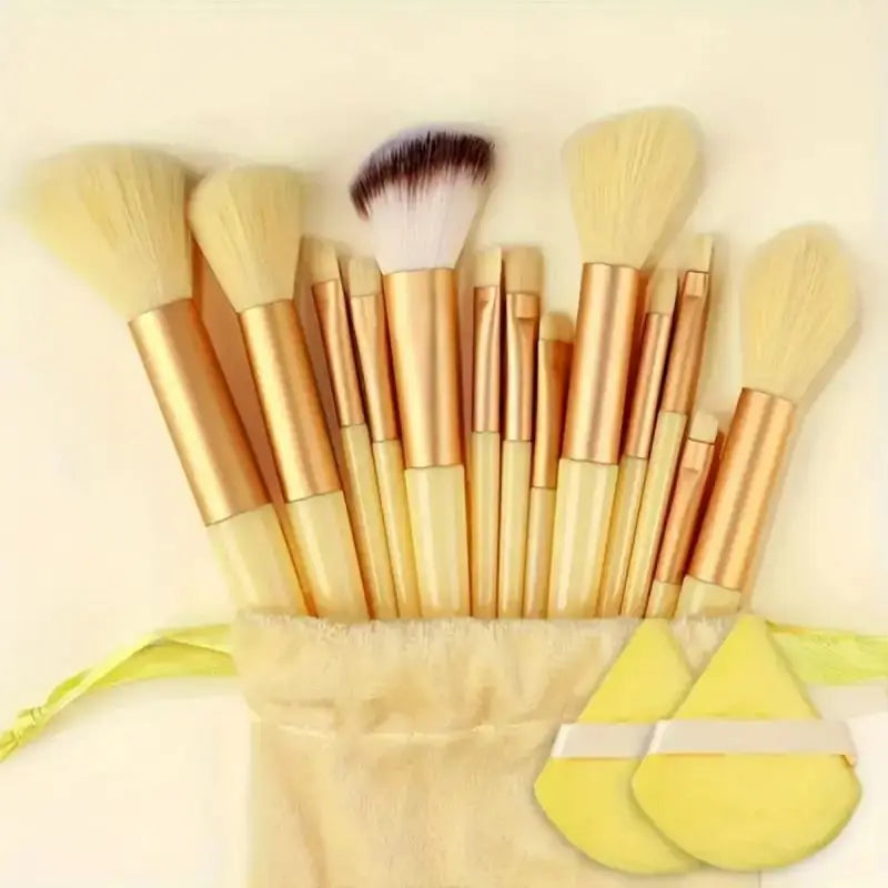 Ensemble de pinceaux de maquillage professionnels, doux et moelleux, pour fond de teint, poudre, fard à paupières, mélange Kabuki, outil de beauté