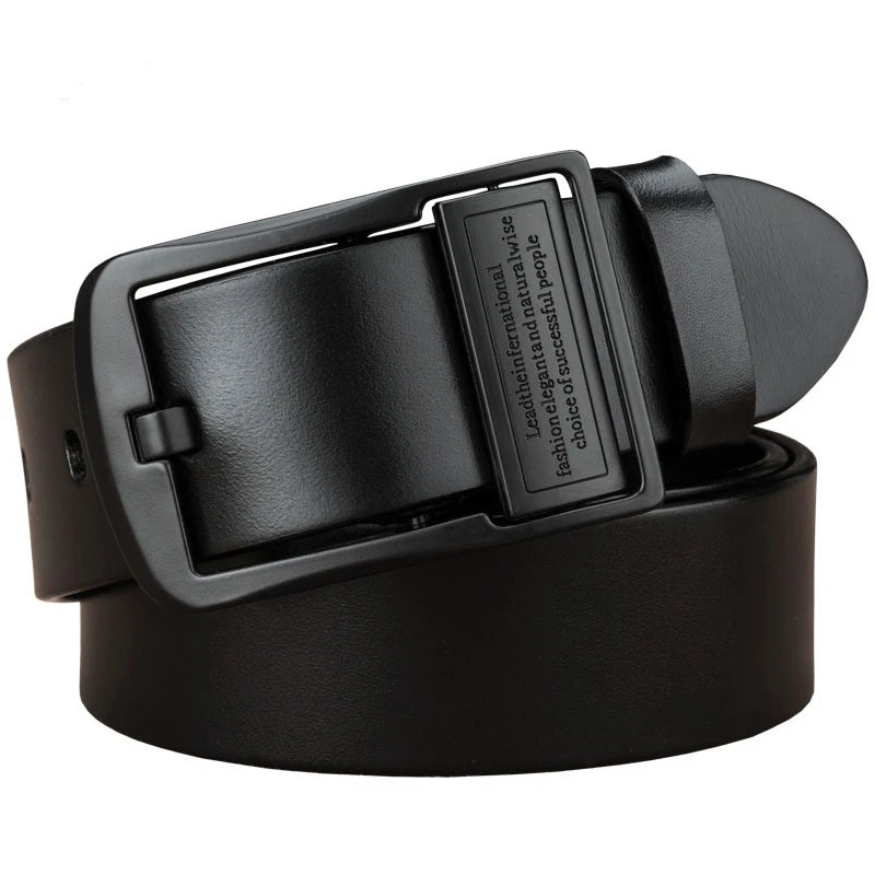 Ceinture en cuir pour hommes, boucle noire, nouveau style, à la mode, tendance, luxe léger, décontracté, polyvalent, adapté aux jeans, boucle ardillon
