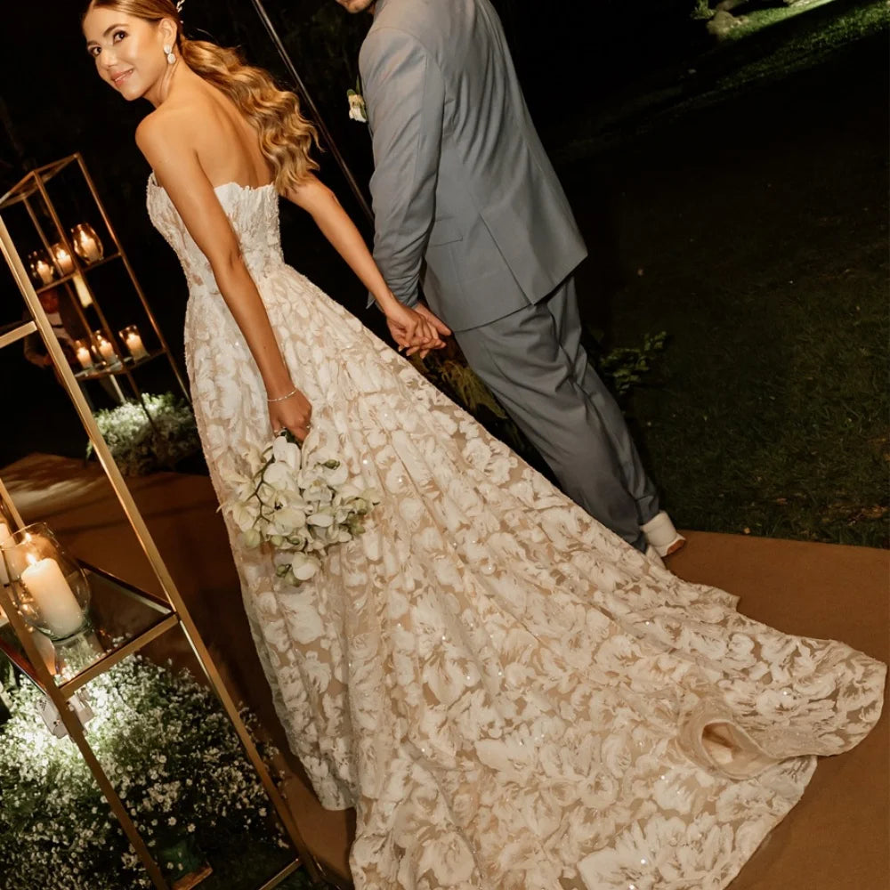 Robe de bal Amanda en dentelle blanche personnalisée, bustier, longue jusqu'au sol, voile, coupe trapèze, collection soirée formelle 2025