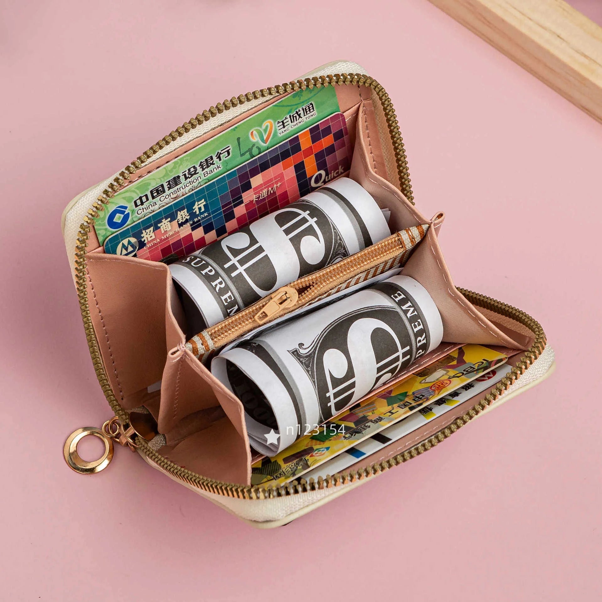Portefeuille court pour femme KPop Demon Hunters, porte-cartes de crédit en cuir PU, multi-segments, petit portefeuille zippé, pochette pour femme, porte-monnaie