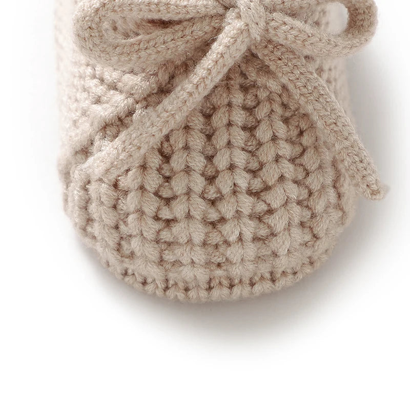Chaussures pour nouveau-né, bottines tricotées pour bébés garçons et filles, premiers chaussons tendance, couleur unie, pour tout-petits et enfants de 0 à 18 mois, vêtements chauds et accessoires