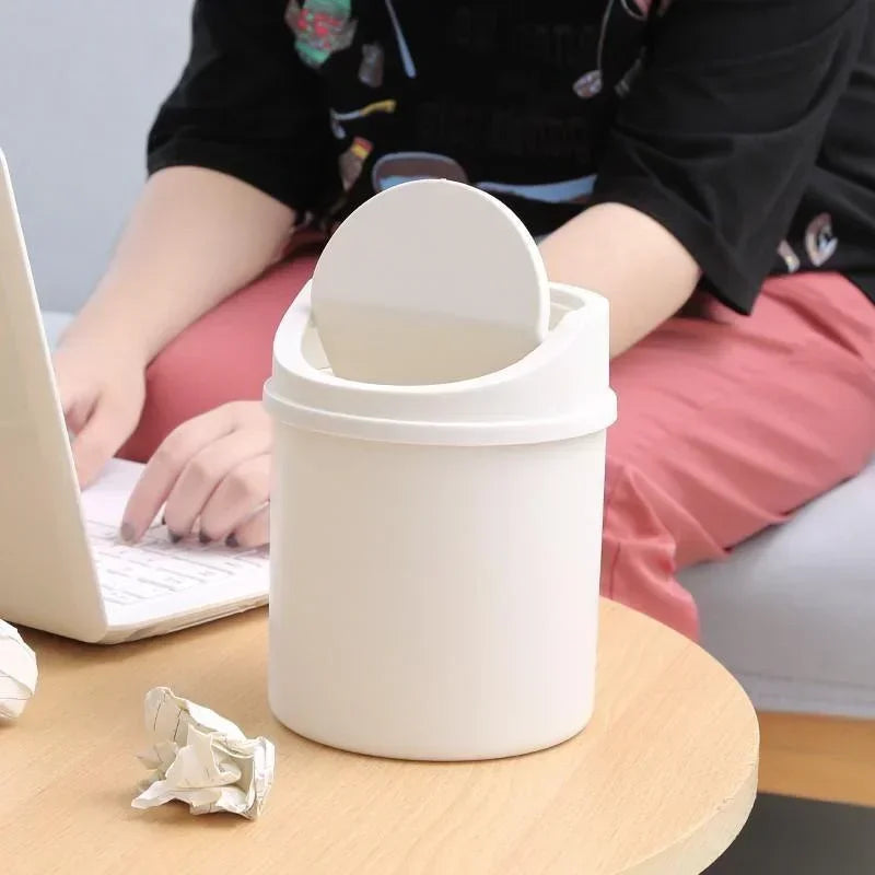 Mini poubelle de bureau tubulaire avec couvercle, idéale pour la chambre, le bureau ou l'espace de travail