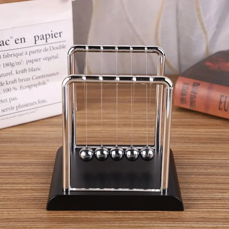 Newton's Cradle Balance boule en acier, fournitures d'enseignement, pendule scientifique physique, jouets de bureau, anti-Stress, cadeaux, décoration de la maison