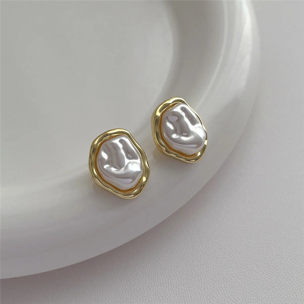 Boucles d'oreilles en métal pour femmes, 2 pièces, Imitation irrégulière de perles, élégantes, dorées, argentées, géométriques, bijoux de personnalité