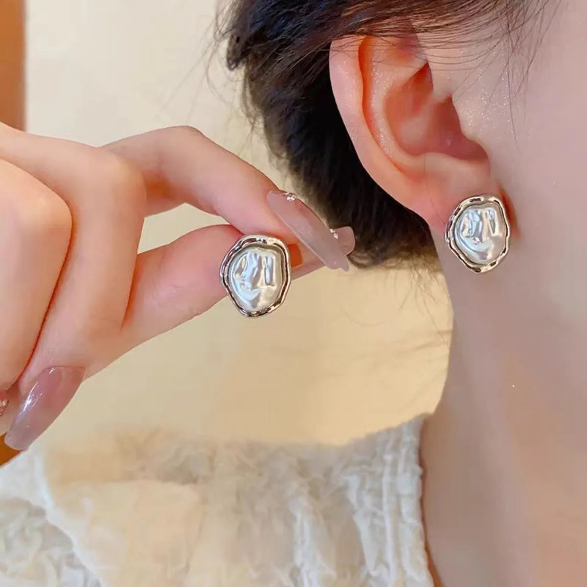 Boucles d'oreilles en métal pour femmes, 2 pièces, Imitation irrégulière de perles, élégantes, dorées, argentées, géométriques, bijoux de personnalité