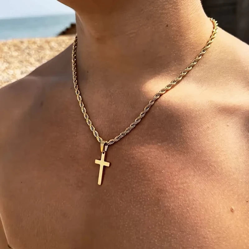 Nouveau collier pendentif croix pour hommes et femmes, bijoux en or minimalistes, collier pour hommes et femmes