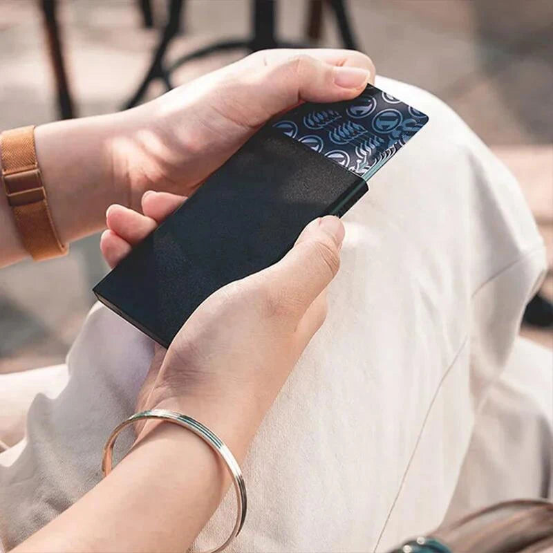 Portefeuille intelligent RFID avec porte-cartes de crédit, en métal fin et mince, pour hommes et femmes, portefeuille minimaliste à ouverture par clapet, petit porte-monnaie noir en métal