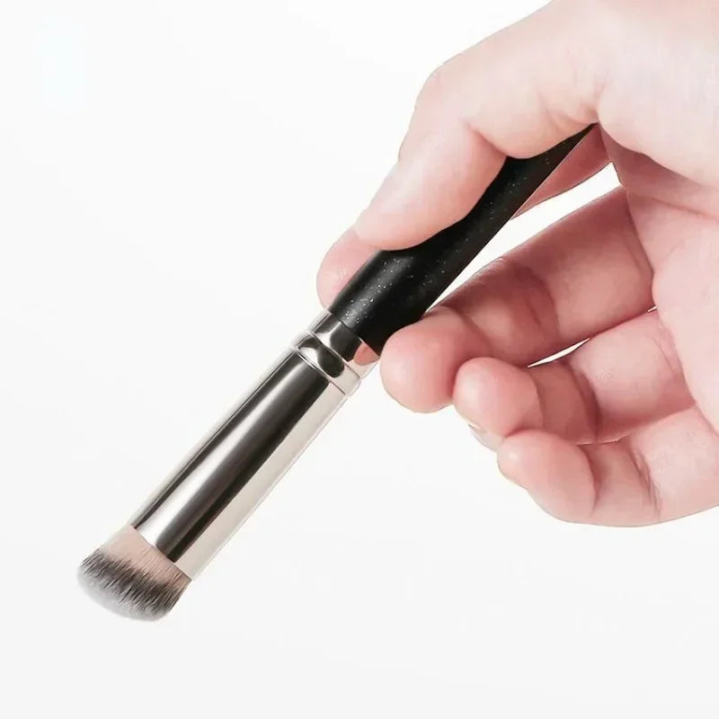Pinceau correcteur de fond de teint, pinceaux de fard à joues de Contour Premium, impeccable, sous les yeux, pinceau de maquillage Dense pour le visage, pour estomper