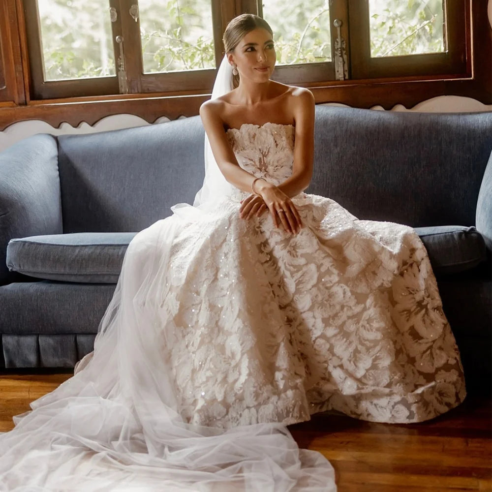 Robe de bal Amanda en dentelle blanche personnalisée, bustier, longue jusqu'au sol, voile, coupe trapèze, collection soirée formelle 2025